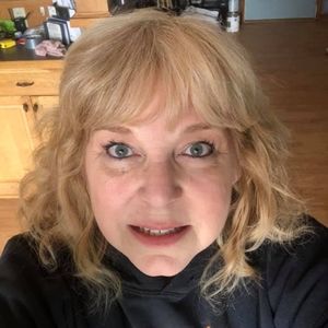 Meet your Posher, Lynn